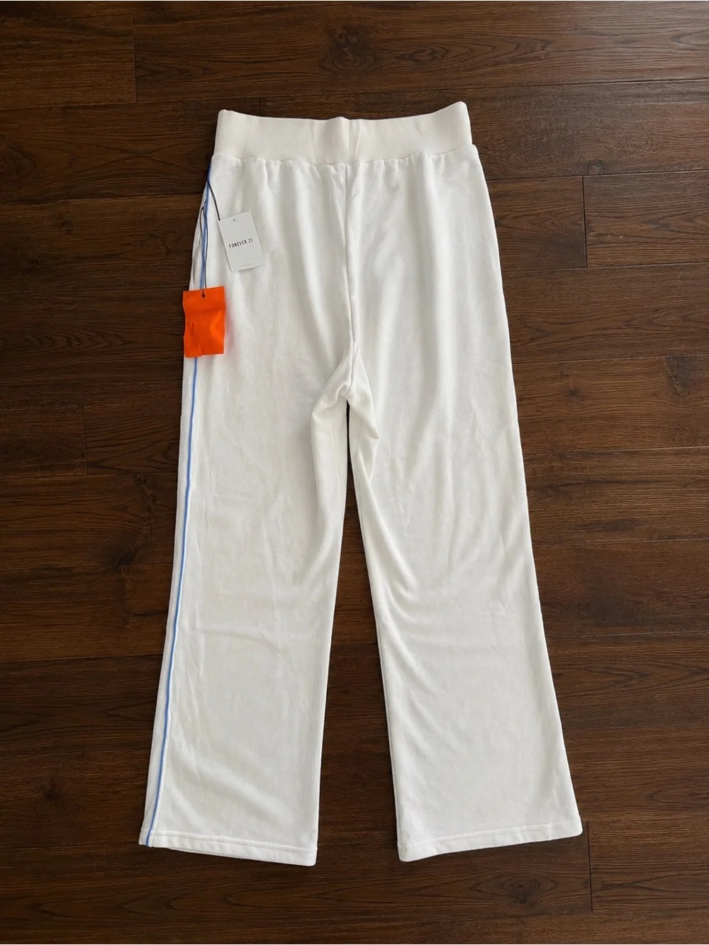 Fubu x Forever 21 Women’s White Velour Sweat Pants Wide Leg Sz M NWT